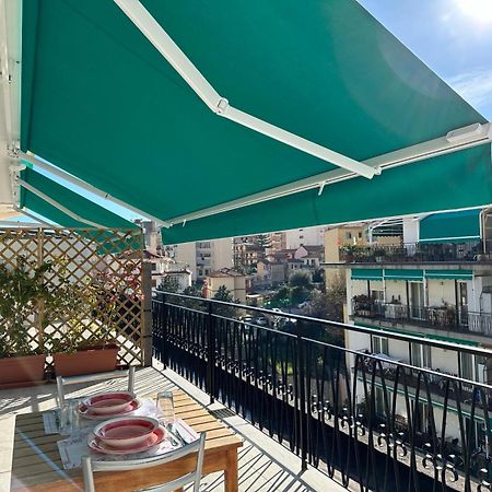 Wh - Cuore Home - Attico Monolocale Con Parcheggio Gratuito - 5 Minuti Dal Centro - Wifi Sanremo Dış mekan fotoğraf
